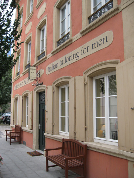 italian-tailor-shop-in-luxembourg-grund-valley